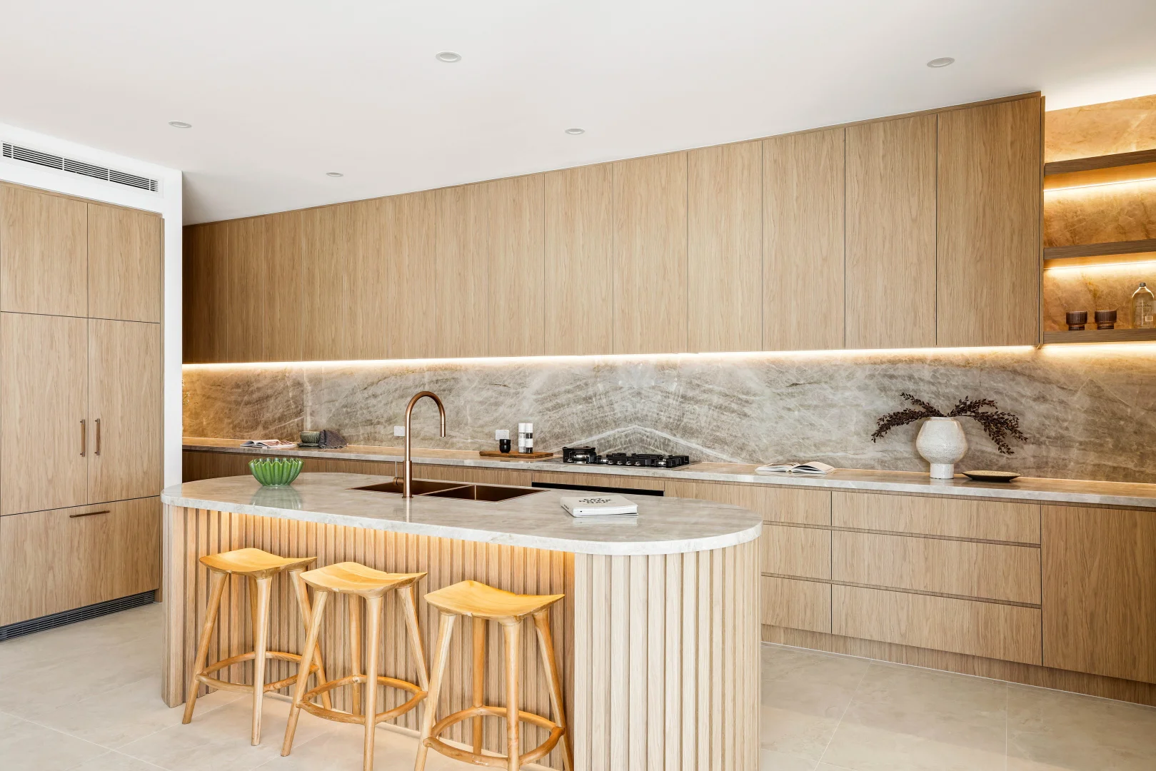 slider image slider_item_ggr8Km